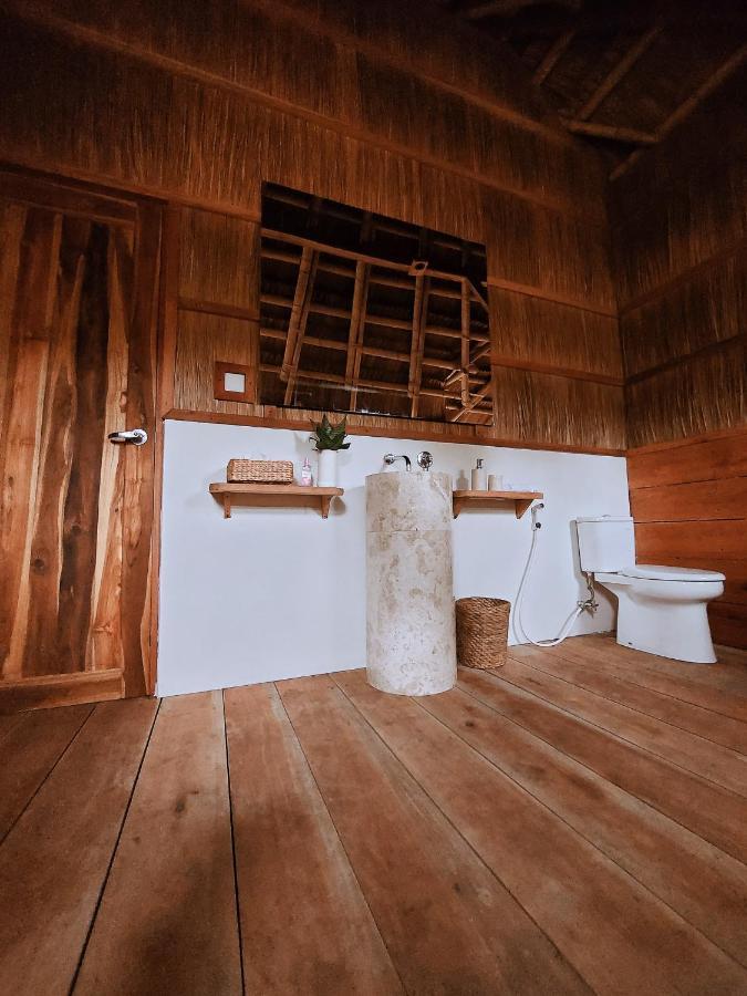 Sumba Beach House Waikabubak Bagian luar foto