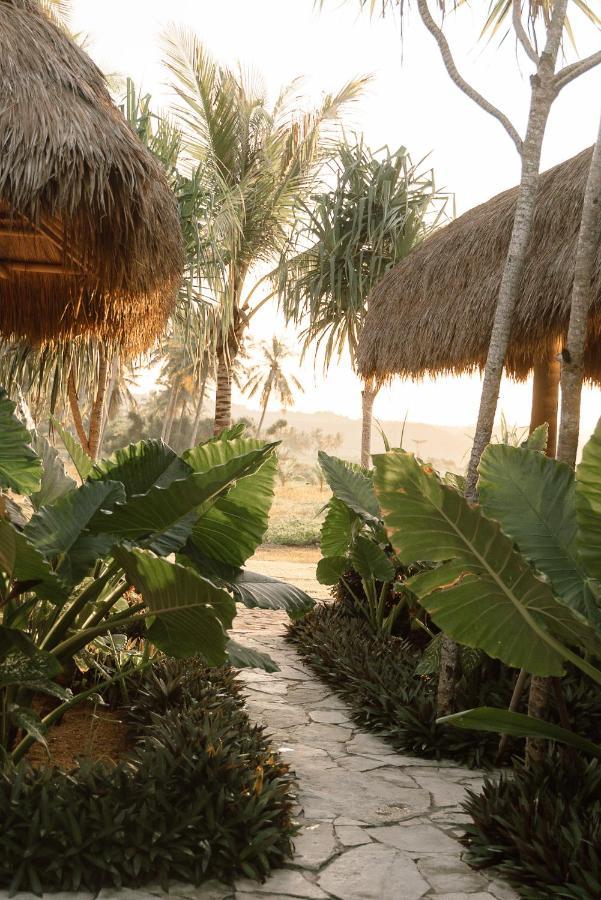 Sumba Beach House Waikabubak Bagian luar foto