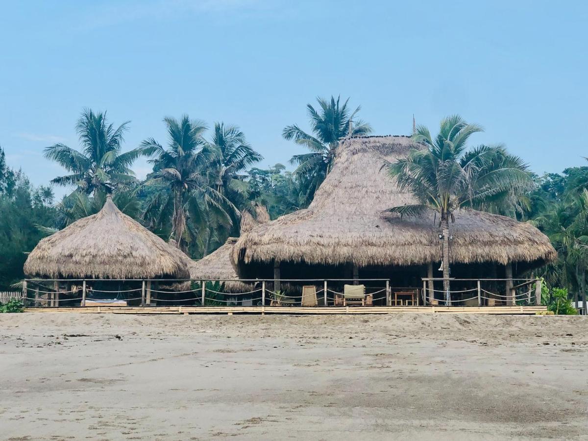 Sumba Beach House Waikabubak Bagian luar foto