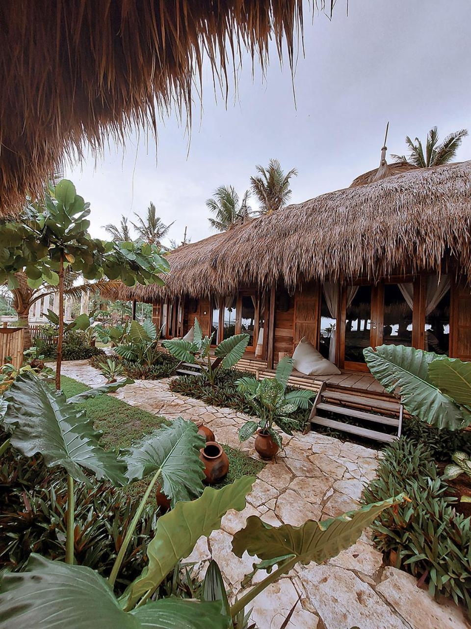 Sumba Beach House Waikabubak Bagian luar foto